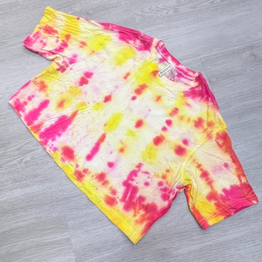HM Divided Womens XS Tie Dye Crop Top Pink Yellow Cotton Boxy Short Sleeve Tee